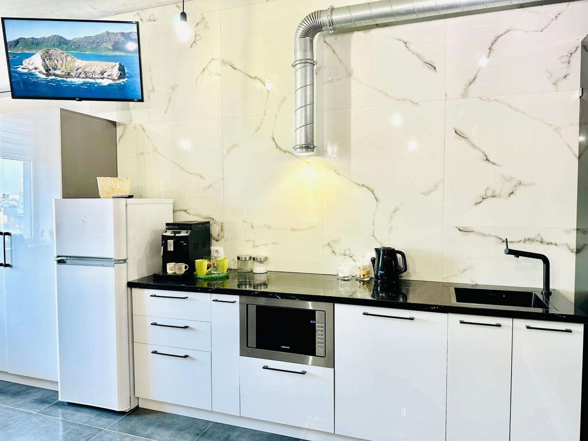 Comfortable Apartments With A Coffee Machine In The City Centre, Zlata Plaza Рівне Екстер'єр фото